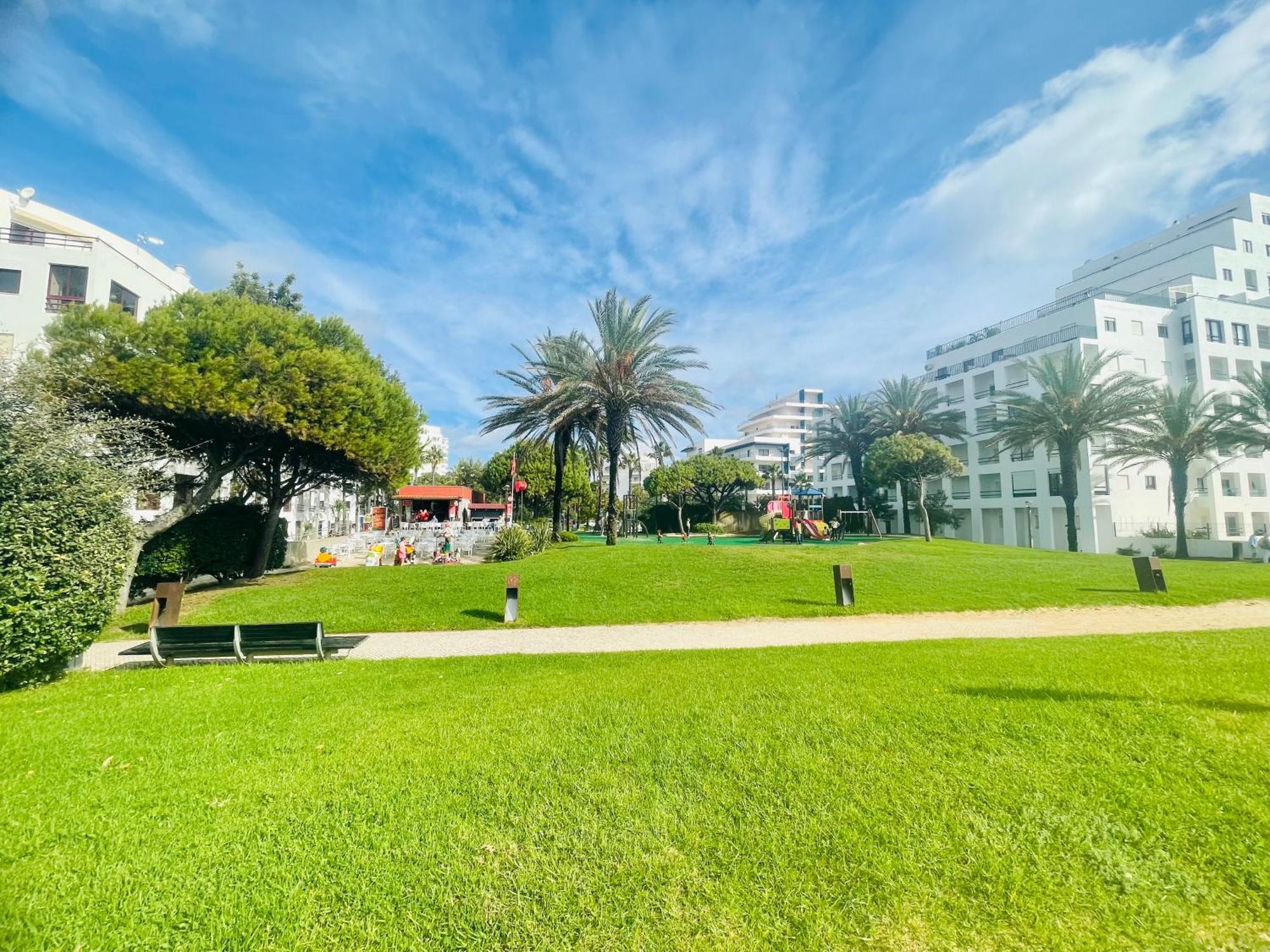 Avenida Mar 1 - Ar-Condicionado, Wifi E 200Mts Da Praia Quarteira Εξωτερικό φωτογραφία
